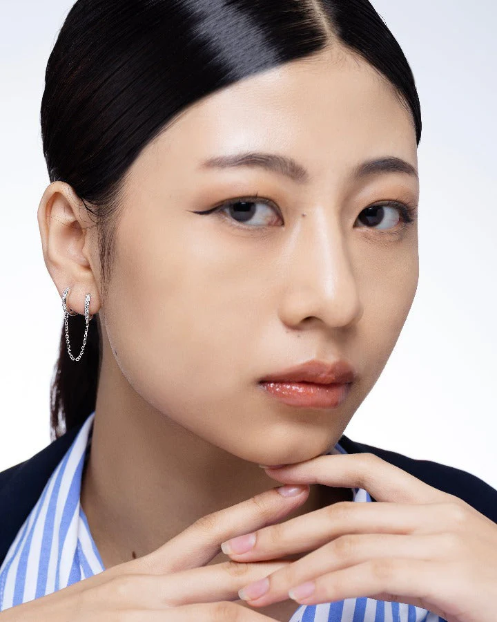 Connecting Hoop Chain Earrings - Image 4